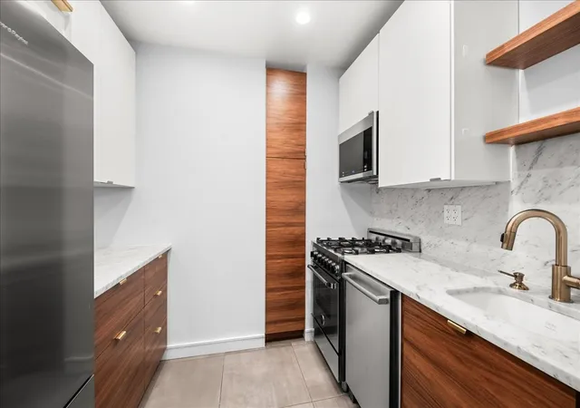Photo 1 of Sale Pending at 410 Central Park W #2F, New York, NY 10025 | MLS# RLS20036002 | Listing updated on 2026-01-30