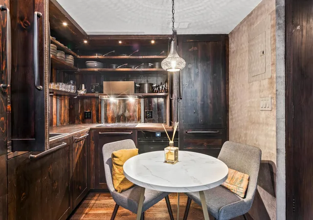Photo 4 of House for sale at 100 W 15th Street #1A, New York, NY 10011 | MLS# RLS20036404 | Listing updated on 2025-11-07