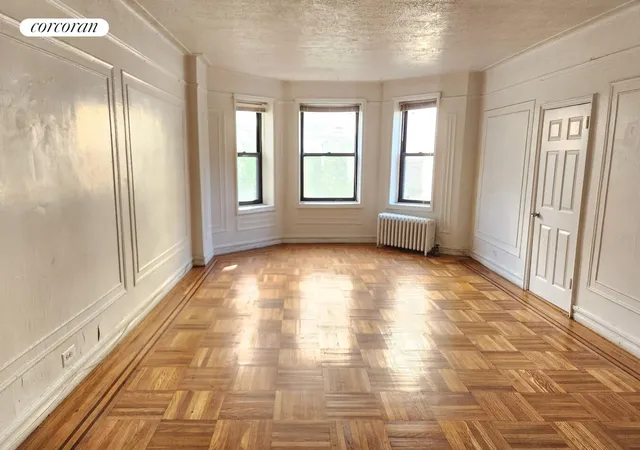 Photo 1 of Sale Pending at 754 Brady Ave #303, Bronx, NY 10462 | MLS# RLS20036566 | Listing updated on 2026-03-29