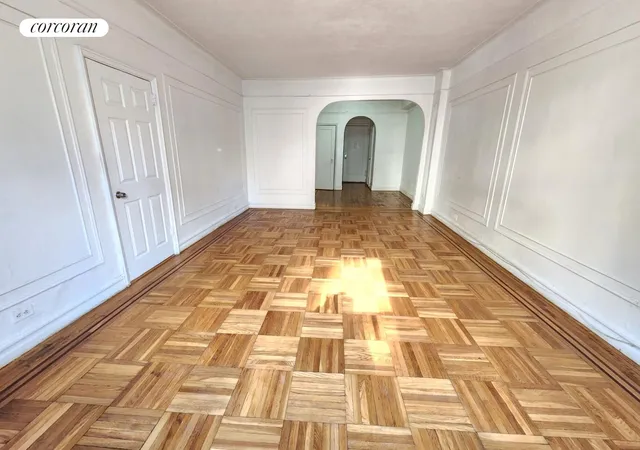Photo 3 of Sale Pending at 754 Brady Ave #303, Bronx, NY 10462 | MLS# RLS20036566 | Listing updated on 2026-03-29