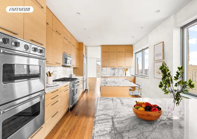 Photo 3 of House for sale at 333 E 91st Street #31CD, New York, NY 10128 | MLS# RLS20036686 | Listing updated on 2026-05-31