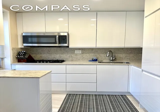 Photo 3 of Condo for sale at 309 E 87th Street #3L, New York, NY 10128 | MLS# RLS20036850 | Listing updated on 2026-03-12