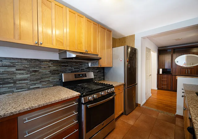 Photo 3 of Condo for sale at 1717 E 18th St #4F, Brooklyn, NY 11229 | MLS# RLS20037409 | Listing updated on 2026-03-27