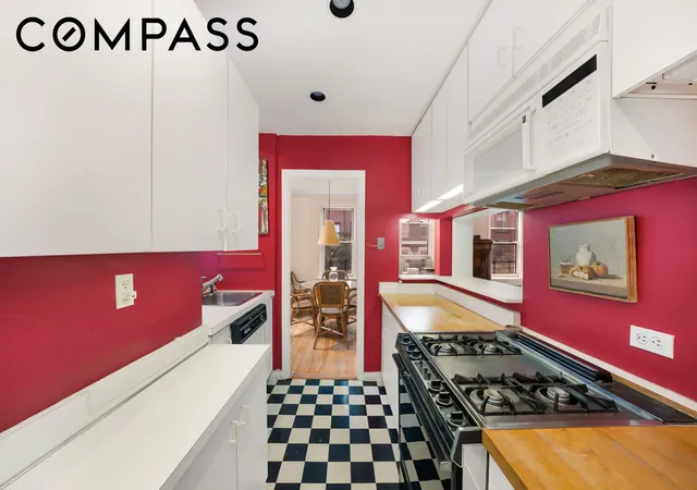 Photo 3 of Sale Pending at 310 W 55th Street #5G, New York City, NY 10019 | MLS# RLS20037497 | Listing updated on 2026-07-30