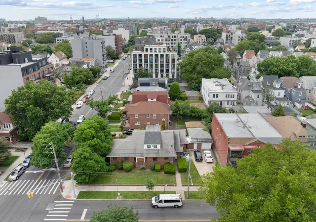 Photo 4 of Single family home for sale at 3521 Glenwood Rd, Brooklyn, NY 11210 | MLS# RLS20037662 | Listing updated on 2025-10-28