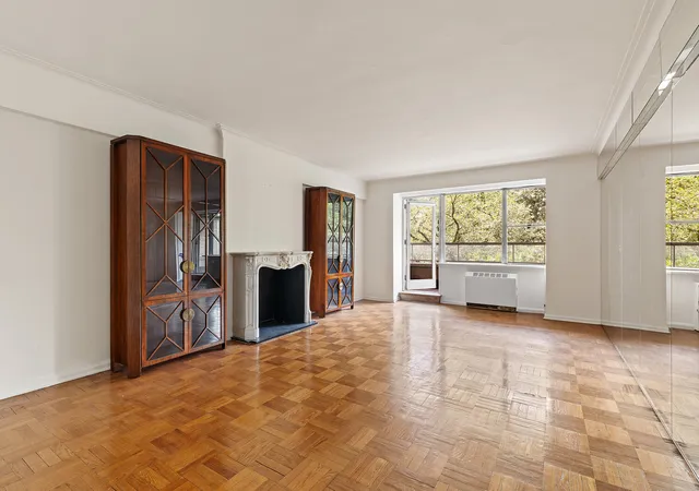 Photo 1 of Sale Pending at 860 5th Avenue #4H, New York, NY 10065 | MLS# RLS20037666 | Listing updated on 2026-02-04