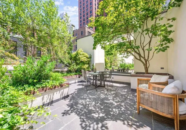 Photo 1 of Single family home for sale at 155 E 69Th St, New York, NY 10021 | MLS# RLS20037859 | Listing updated on 2026-05-12