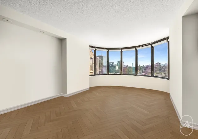 Photo 2 of Condo for sale at 330 E 38th Street #23Q, New York, NY 10016 | MLS# RLS20038234 | Listing updated on 2026-09-01