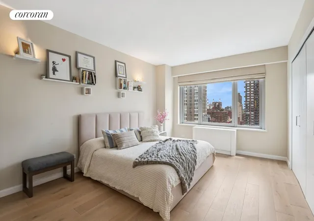 3rd image of 200 E 62Nd St #16B, New York, NY 10065 | MLS# RLS20038333