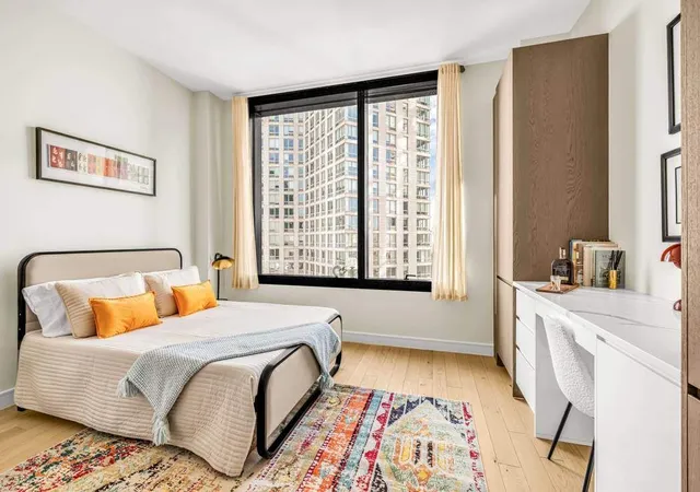 Photo 2 of Condo for sale at 45 30 Pearson St #18E, Long Island City, NY 11101 | MLS# RLS20038404 | Listing updated on 2025-12-14
