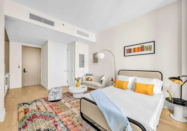 Photo 4 of House for sale at 45-30 Pearson St #18E, Long Island City, NY 11101 | MLS# RLS20038404 | Listing updated on 2025-12-14