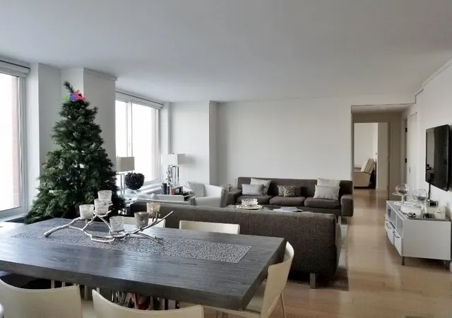 1st image of 212 Warren St #12-E, New York City, NY 10282 | MLS# RLS20038570