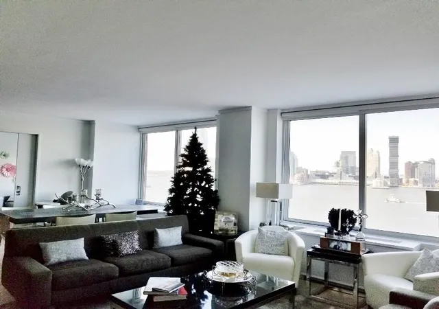 3rd image of 212 Warren St #12-E, New York City, NY 10282 | MLS# RLS20038570