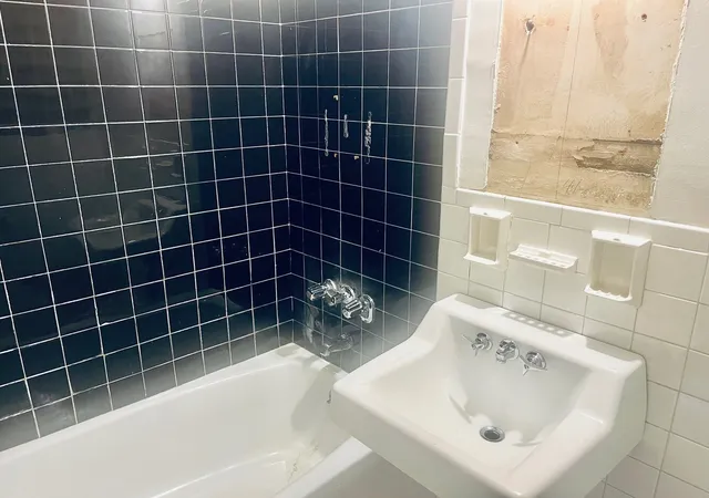 Photo 3 of Sale Pending at 135 Ocean Pkwy #11S, Brooklyn, NY 11218 | MLS# RLS20038572 | Listing updated on 2026-05-22