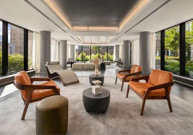 Photo 3 of House for sale at 202 Broome St #6F, New York, NY 10002 | MLS# RLS20038578 | Listing updated on 2025-09-18