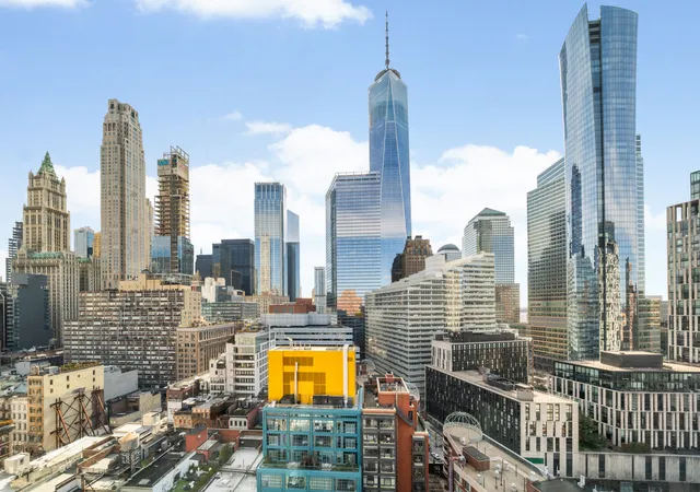Photo 4 of House for sale at 143 Reade St #PH, New York, NY 10013 | MLS# RLS20038816 | Listing updated on 2026-01-22