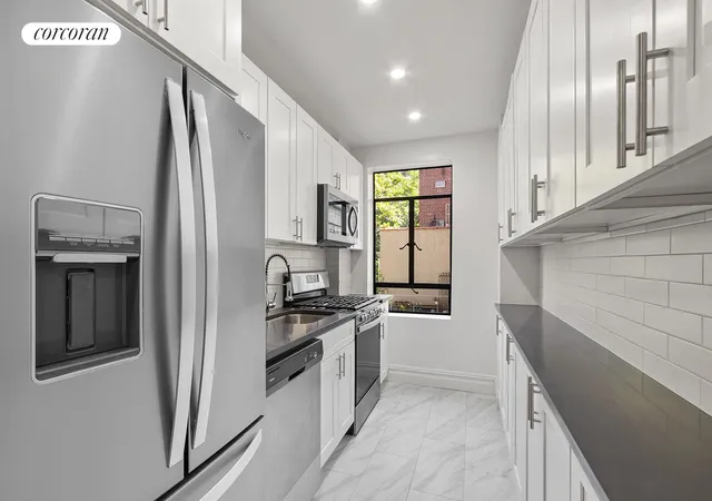 Listing Photo 3 - Condo for sale in building located at 100 Riverside Dr, New York, NY 10024 - Unit #5E