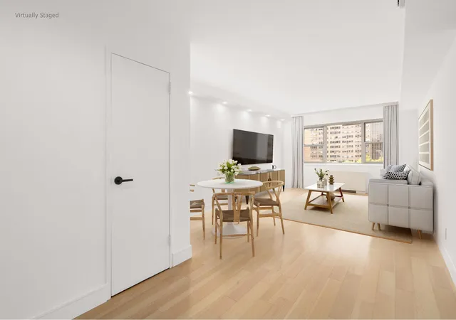 2nd image of 321 E 48th St #11H, New York, NY 10017 | MLS# RLS20039774
