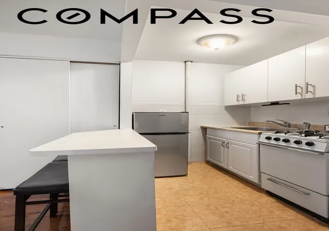 Photo 2 of Luxury condo for sale at 445 W 36th Street, New York City, NY 10018 | MLS# RLS20039872 | Listing updated on 2026-07-09