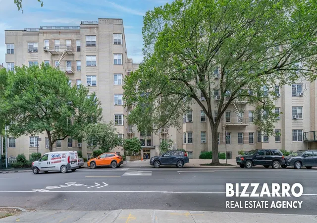 2nd image of 720 Fort Washington Ave, New York City, NY 10040