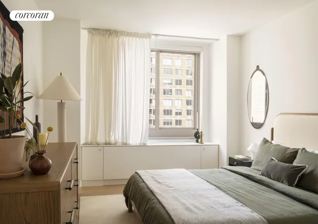 Photo 3 of Sale Pending at 234 E 46Th St #1402, New York, NY 10017 | MLS# RLS20039936 | Listing updated on 2026-02-09