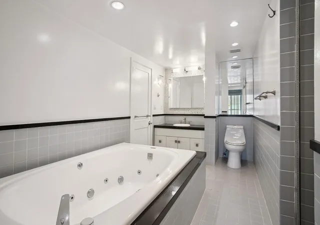 Photo 4 of Sale Pending at 340 W 57Th St #14B, New York City, NY 10019 | MLS# RLS20040028 | Listing updated on 2026-07-30