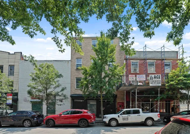 Photo 2 of Single family home for sale at 296 Grand St, Brooklyn, NY 11211 | MLS# RLS20040224 | Listing updated on 2025-10-23