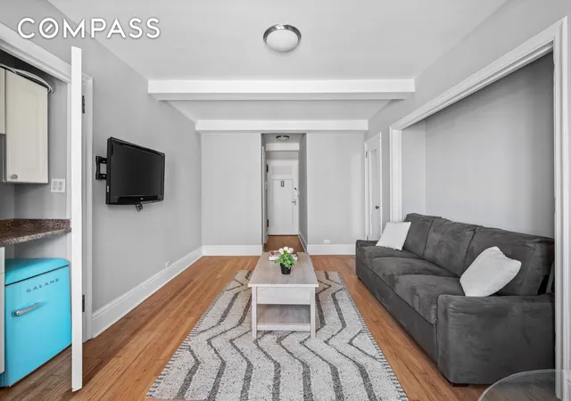 Photo 3 of Condo for sale at 25 Tudor City Pl #303, New York, NY 10017 | MLS# RLS20040282 | Listing updated on 2026-01-16