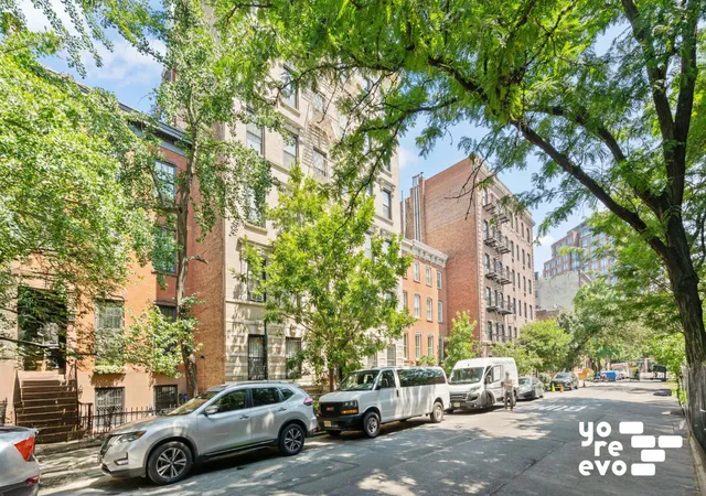 Photo 8 of Condo for sale at 227 W 11th St #53, New York, NY 10014 | MLS# RLS20040518 | Listing updated on 2026-01-17