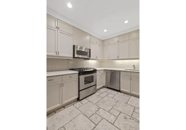Photo 3 of Sale Pending at 444 E 57th St #1A, New York, NY 10022 | MLS# RLS20040571 | Listing updated on 2026-07-24