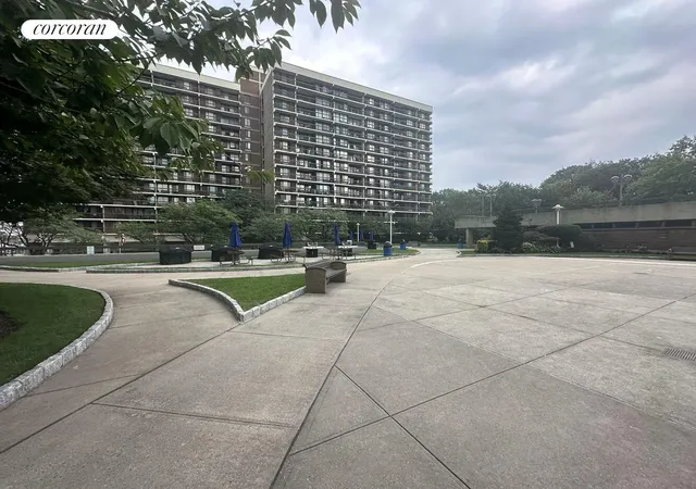 19th image of 150 38 Union Turnpike #1N, Flushing, NY 11367 | MLS# RLS20040782