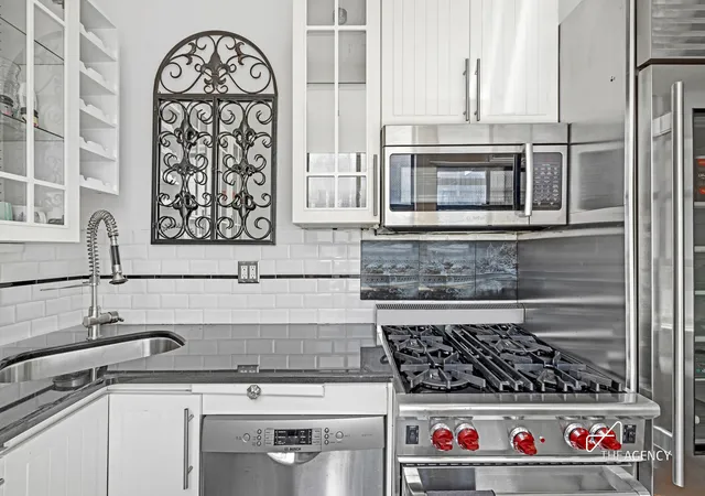 Listing Photo 4 - Condo for sale in building located at 4 Lexington Ave, New York City, NY 10010 - Unit #5J