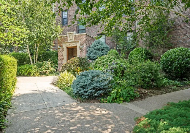 1st image of 525 W 238Th St #1L, Bronx, NY 10463 | MLS# RLS20041213