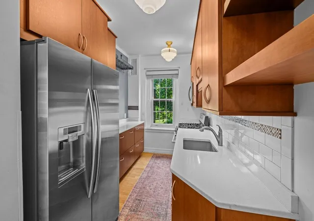 4th image of 525 W 238Th St #1L, Bronx, NY 10463 | MLS# RLS20041213
