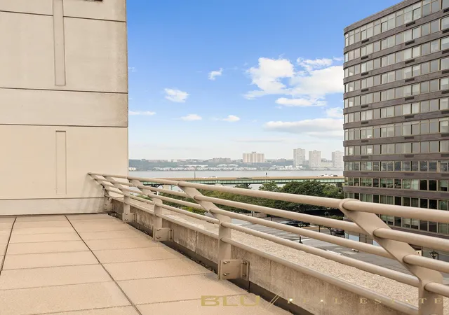 Photo 2 of House for sale at 120 Riverside Blvd #6-A, New York, NY 10069 | MLS# RLS20041236 | Listing updated on 2026-01-19