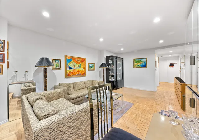 Photo 3 of Sale Pending at 106 Central Park S #4D, New York, NY 10019 | MLS# RLS20041540 | Listing updated on 2025-12-05