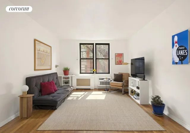 Photo 2 of Condo for sale at 100 Bank St #2E, New York, NY 10014 | MLS# RLS20041873 | Listing updated on 2026-03-14