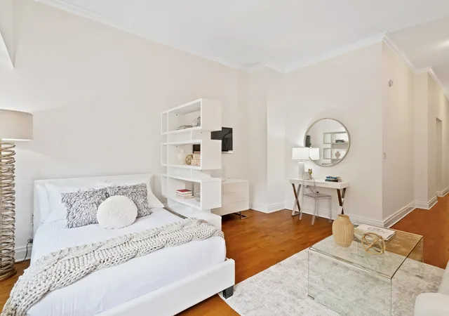 Photo 4 of House for sale at 350 E 82nd Street #2-G, New York, NY 10028 | MLS# RLS20041875 | Listing updated on 2026-04-08