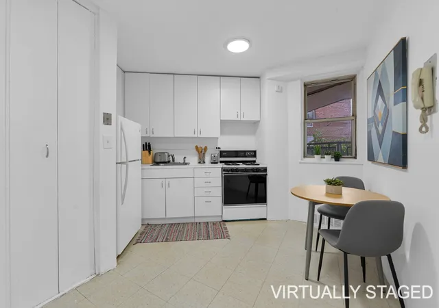 2nd image of 5800 Arlington Ave #2R, Bronx, NY 10471 | MLS# RLS20041899