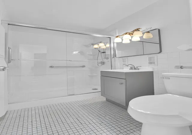 4th image of 5800 Arlington Ave #2R, Bronx, NY 10471 | MLS# RLS20041899