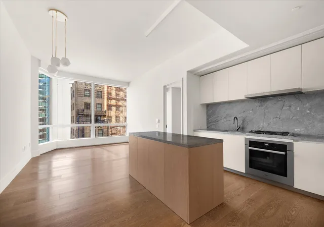 Photo 4 of House for sale at 77 Greenwich St #23C, New York, NY 10006 | MLS# RLS20042029 | Listing updated on 2026-01-06