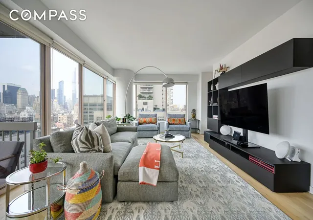 Photo 1 of House for sale at 200 E 69th Street #21C, New York, NY 10021 | MLS# RLS20042076 | Listing updated on 2025-12-25