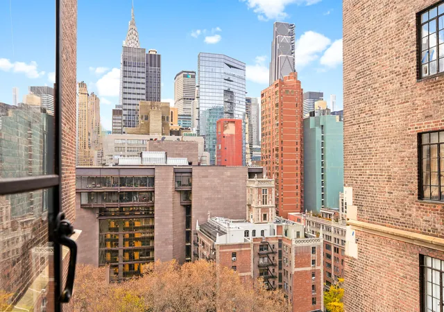 Homes for sale in New York, NY | 45 Tudor City Pl, New York, NY 10017