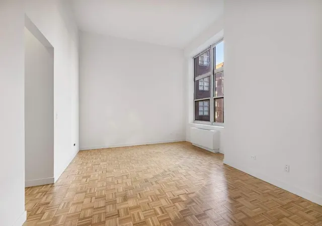 4th image of 120 E 87Th St #R14-K, New York, NY 10128 | MLS# RLS20042241