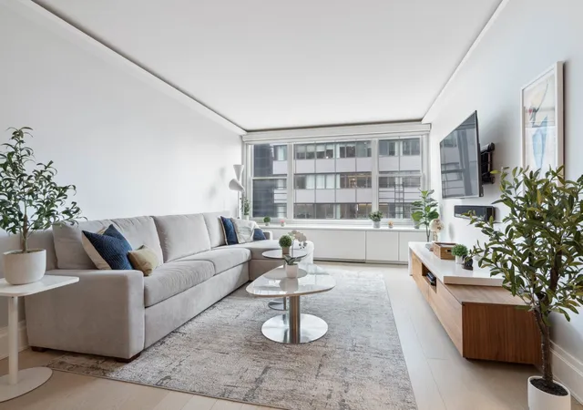 House for sale at 117 E 57Th St #24E, New York City, NY 10022 | MLS# RLS20042362 | Listing updated on 2025-09-04