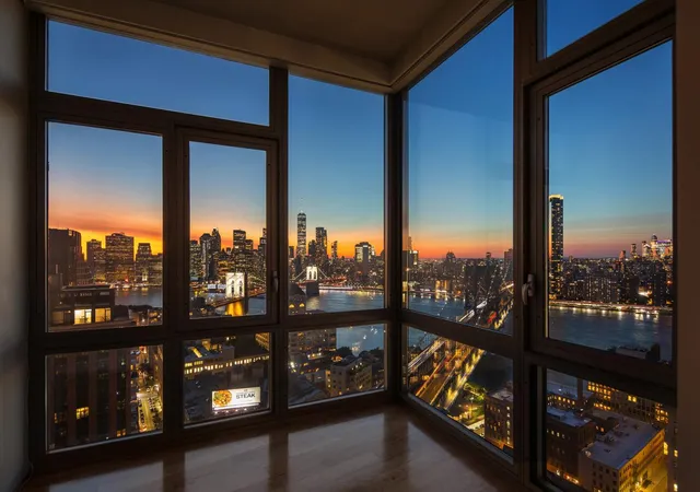Photo 4 of House for sale at 100 Jay St, Brooklyn, NY 11201 | MLS# RLS20042584 | Listing updated on 2026-08-03