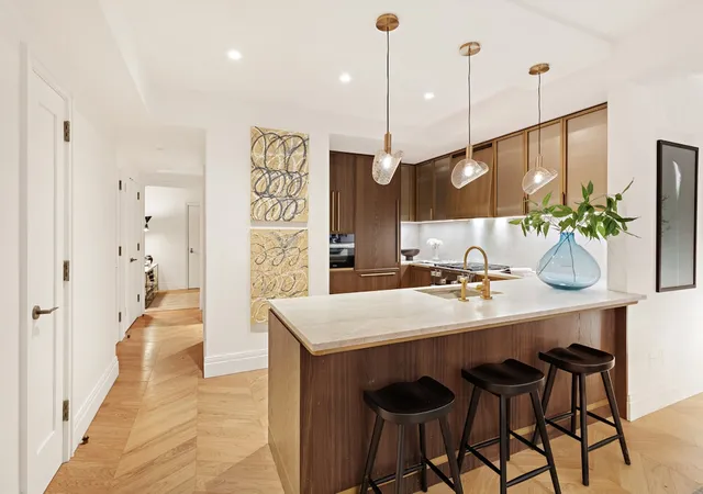 2nd image of 393 W End Ave #7F, New York, NY 10024 | MLS# RLS20042719