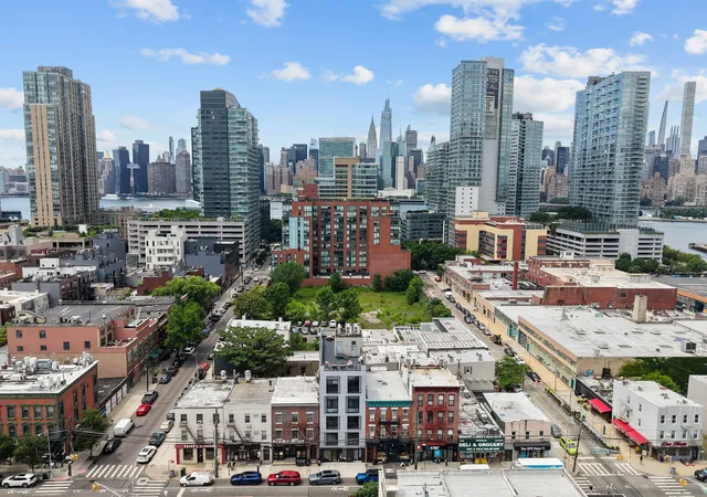 Photo 1 of Sale Pending at 46 40 Vernon Blvd #2A, Long Island City, NY 11101 | MLS# RLS20043021 | Listing updated on 2025-11-18