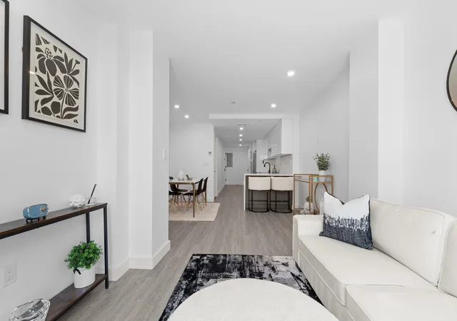 Sale Pending at 46-40 Vernon Blvd #2B, Long Island City, NY 11101 | MLS# RLS20043022 | Listing updated on 2025-11-18