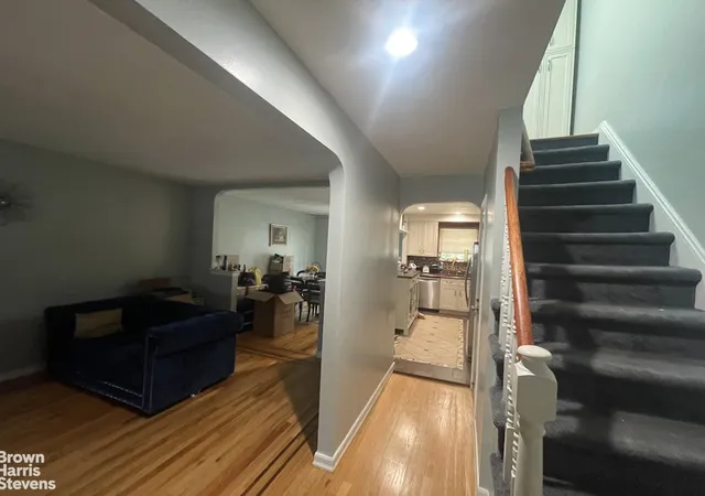 Listing Photo 4 - Condo for sale in building located at 2524 Radcliff Ave, New York City, NY 10469